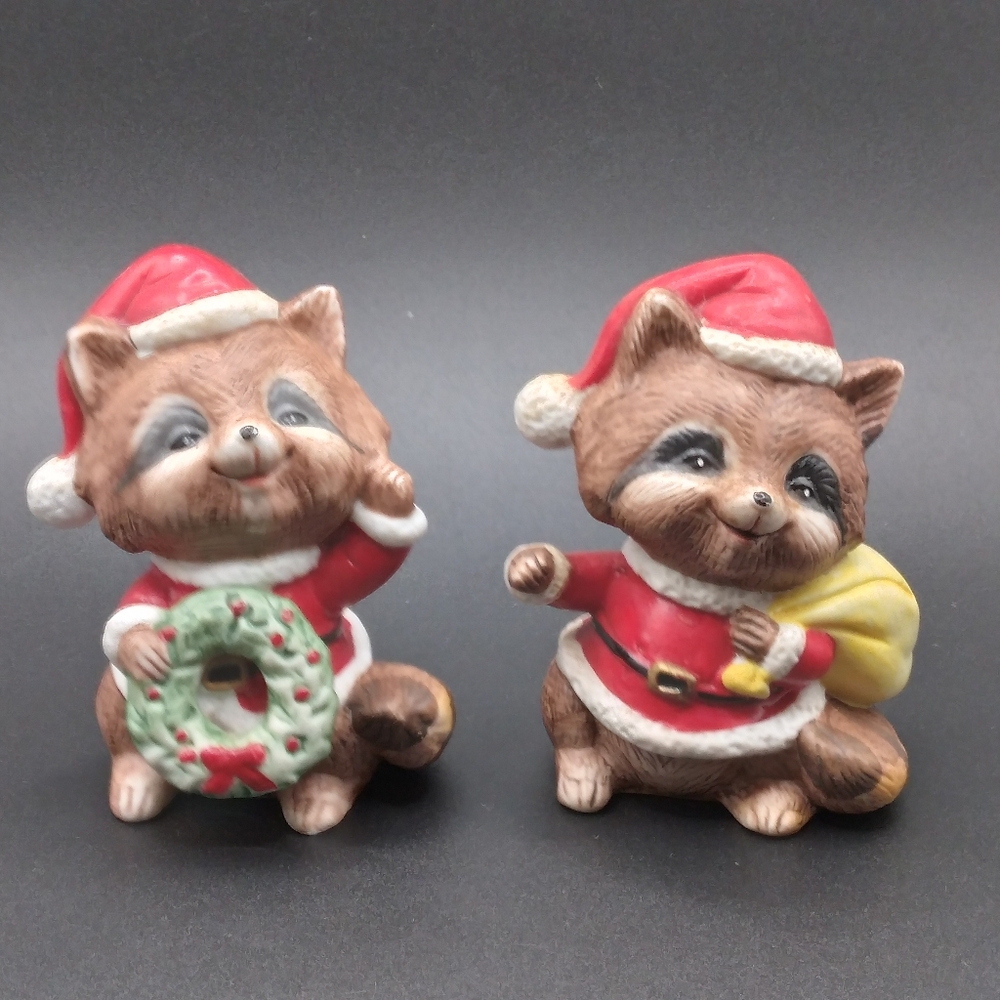 Vintage Set of 2 Homeco Christmas Racoons/Trash Pandas Figurines